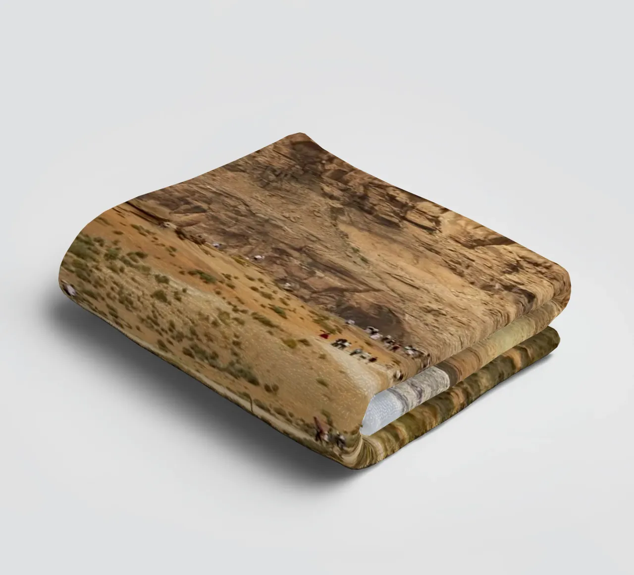 Path to Horseshoe Canyon in the US state of Utah towel by Barbara Buderath Fotodesign