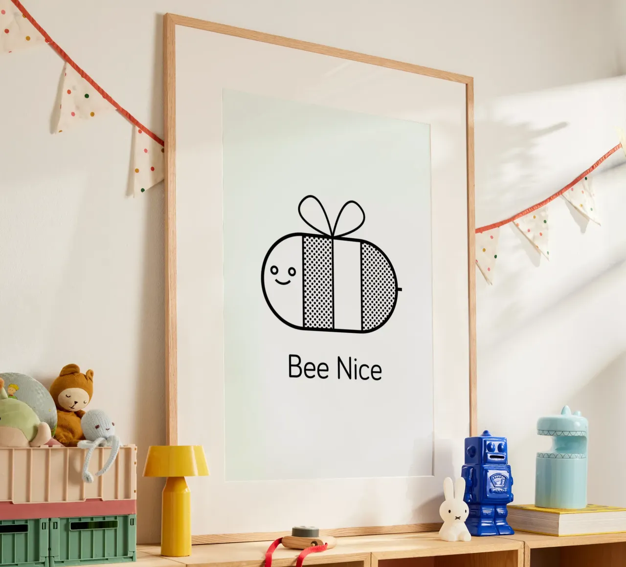 Bee poster con telaio in alluminio da Chris Wharton