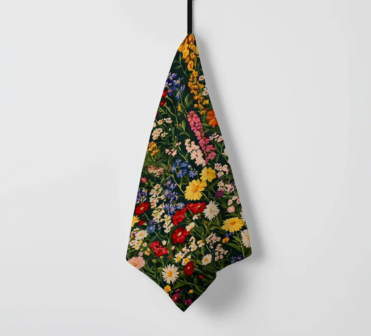 Prairie de fleurs colorées torchon de IamHomeStudio