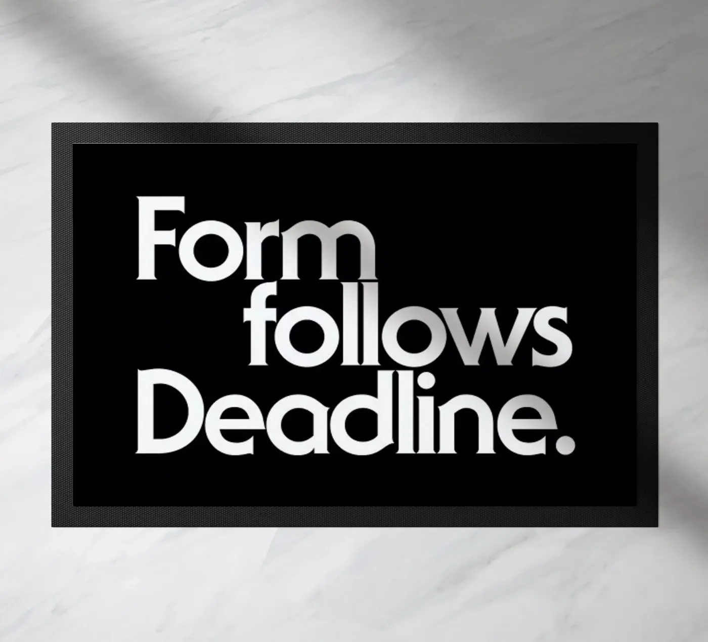 Deadline Black deurmat van Designliga Products GmbH & Co. KG