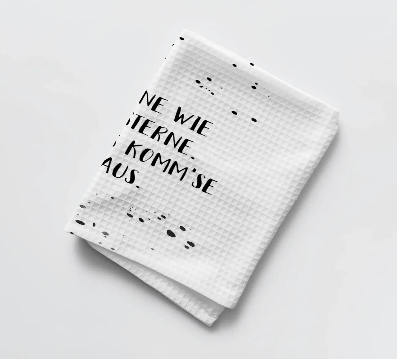 Berliner Schnauze ZÄHNE WIE DE STERNE tea towel by Melanie Viola