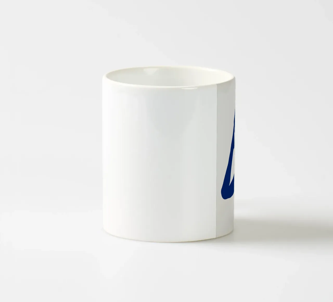 Hazy Tranquility mug en céramique de Mike Leymi