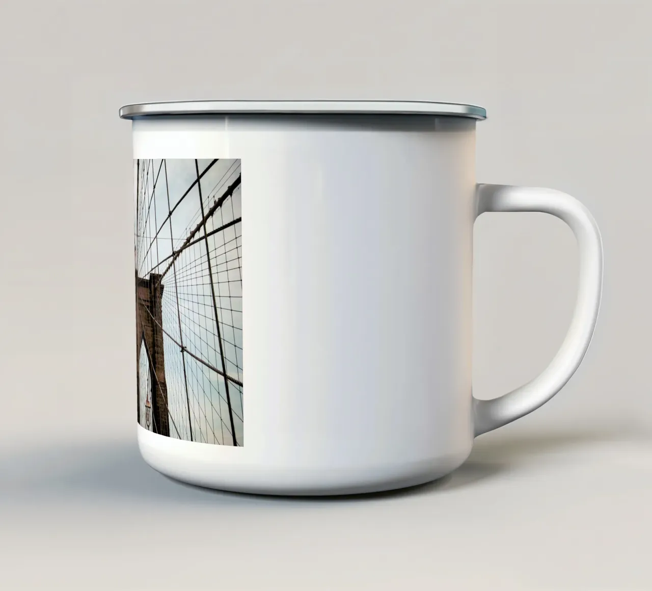 Brooklyn Bridge tazza in smalto da Flo Klein