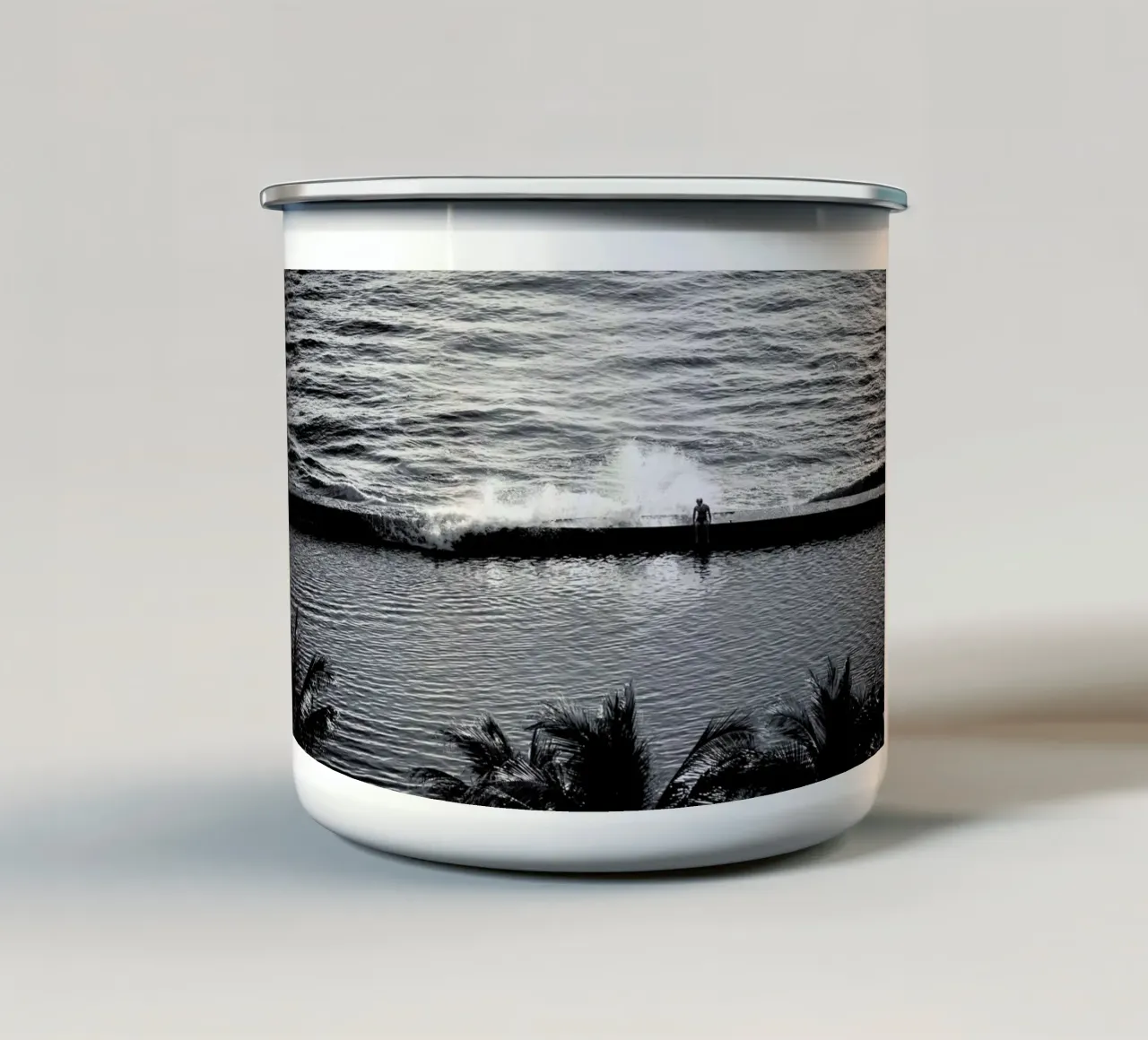 Hawaii 2 tazza in smalto da Flo Klein