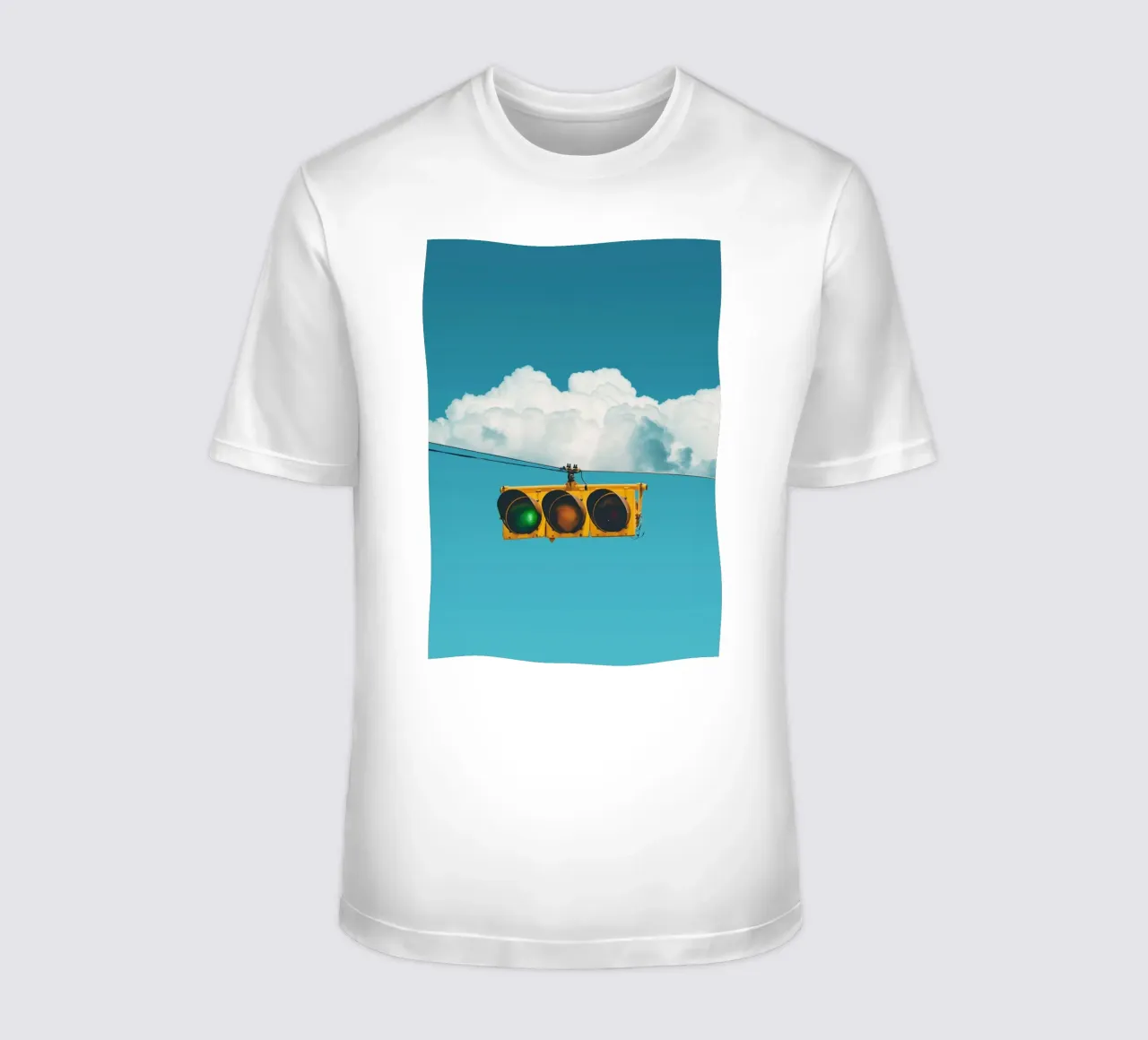 Semaforo e nuvole t-shirt da arizrab