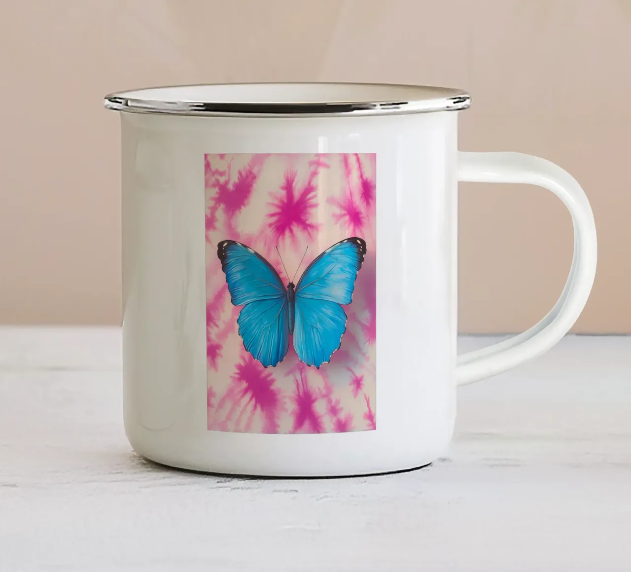 Farfalla tazza in smalto da Olga Wildrose