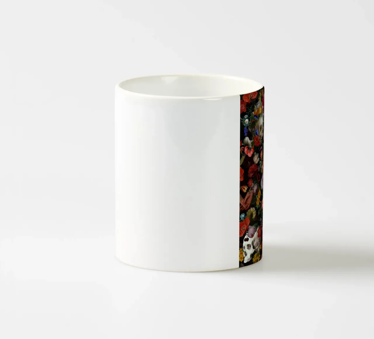 Sull'onda dell'estro barocco e dei fiori mistici Giardino di mezzanotte tazza in ceramica da Flower Garden - Uta Naumann