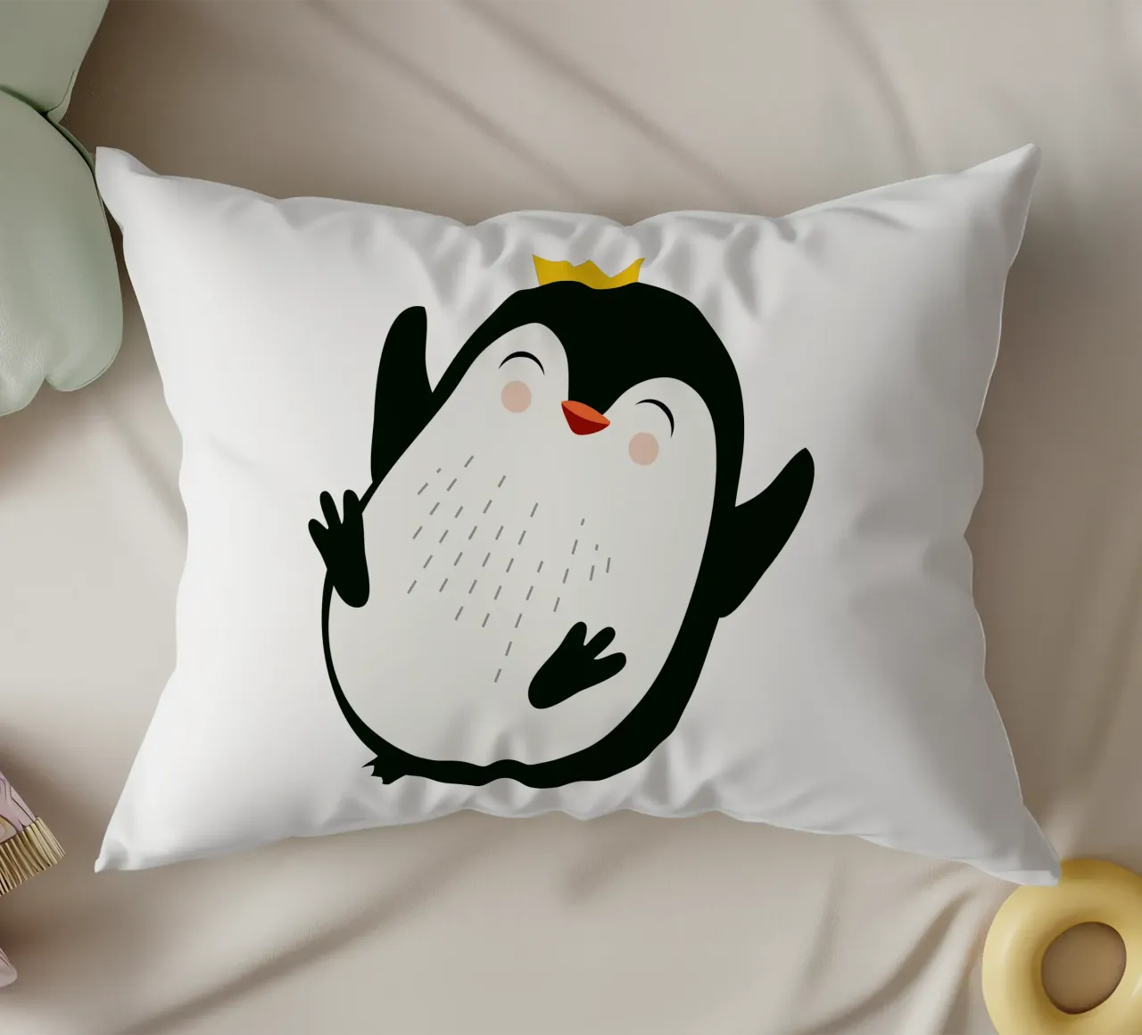 Allegro pinguino con corona d'oro cuscino da namosh