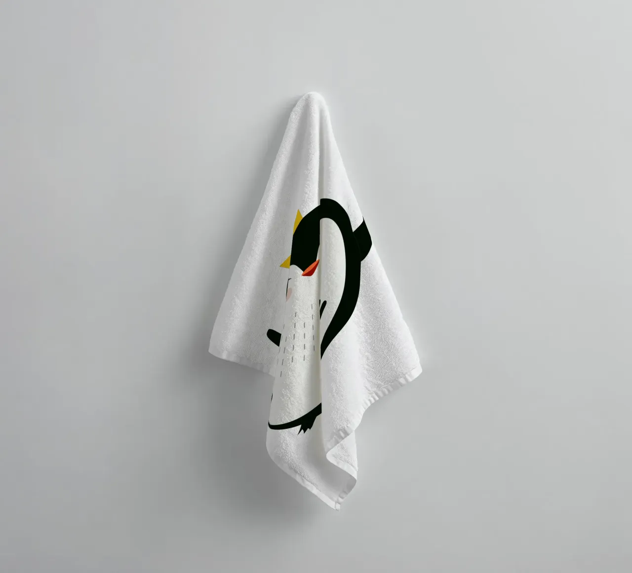 Allegro pinguino con corona d'oro asciugamano da bagno da namosh