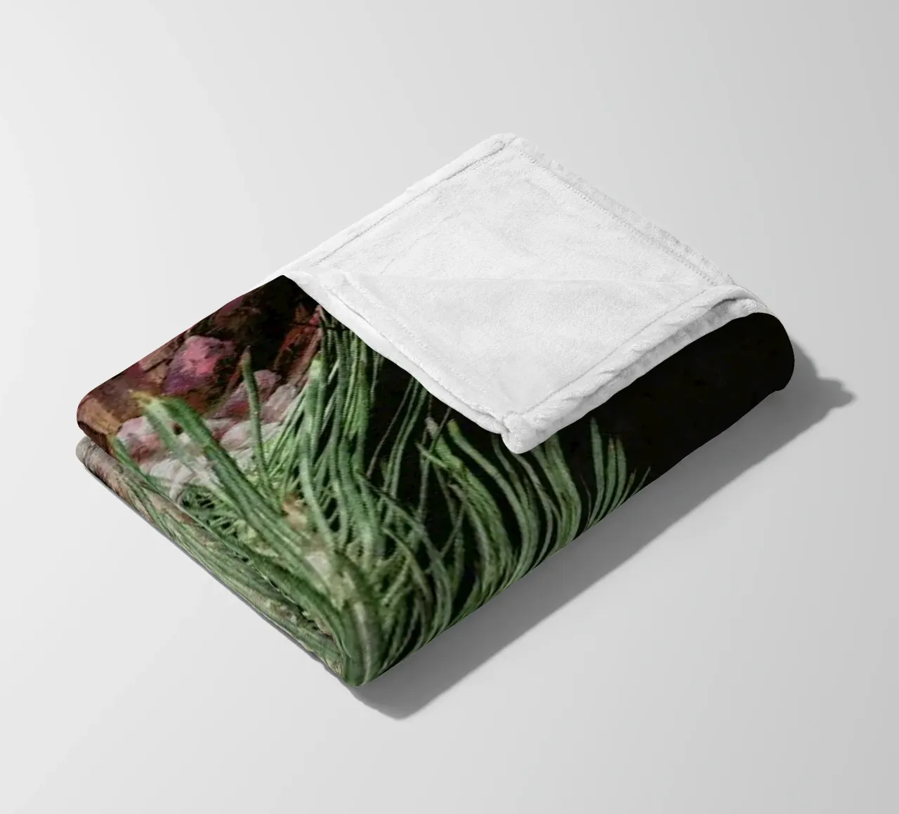 Fynbos Protea Fleecedecke von Shot By Clint