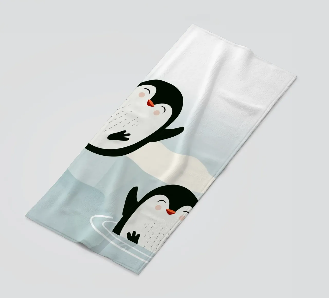 Due pinguini che giocano in acqua telo mare da namosh