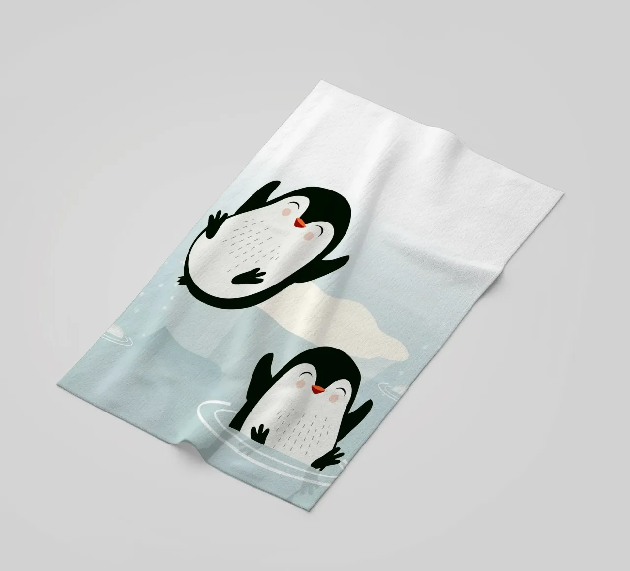 Due pinguini che giocano in acqua telo mare da namosh