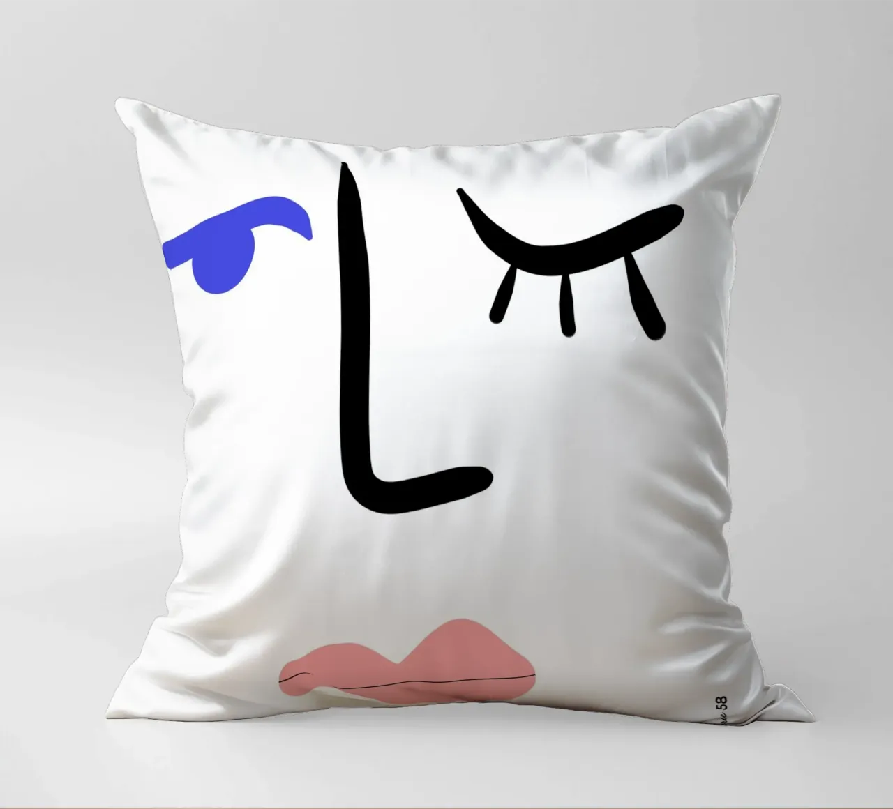 Dynamic Cutouts cuscino da Mike Leymi