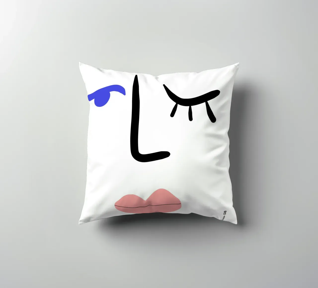 Dynamic Cutouts cuscino da Mike Leymi