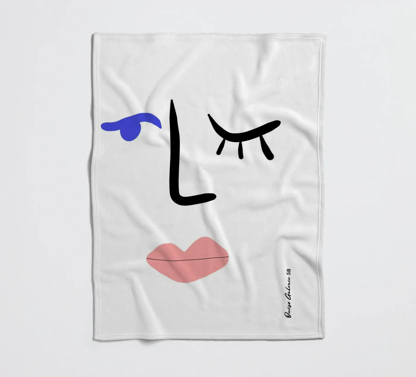 Dynamic Cutouts fleecedeken van Mike Leymi