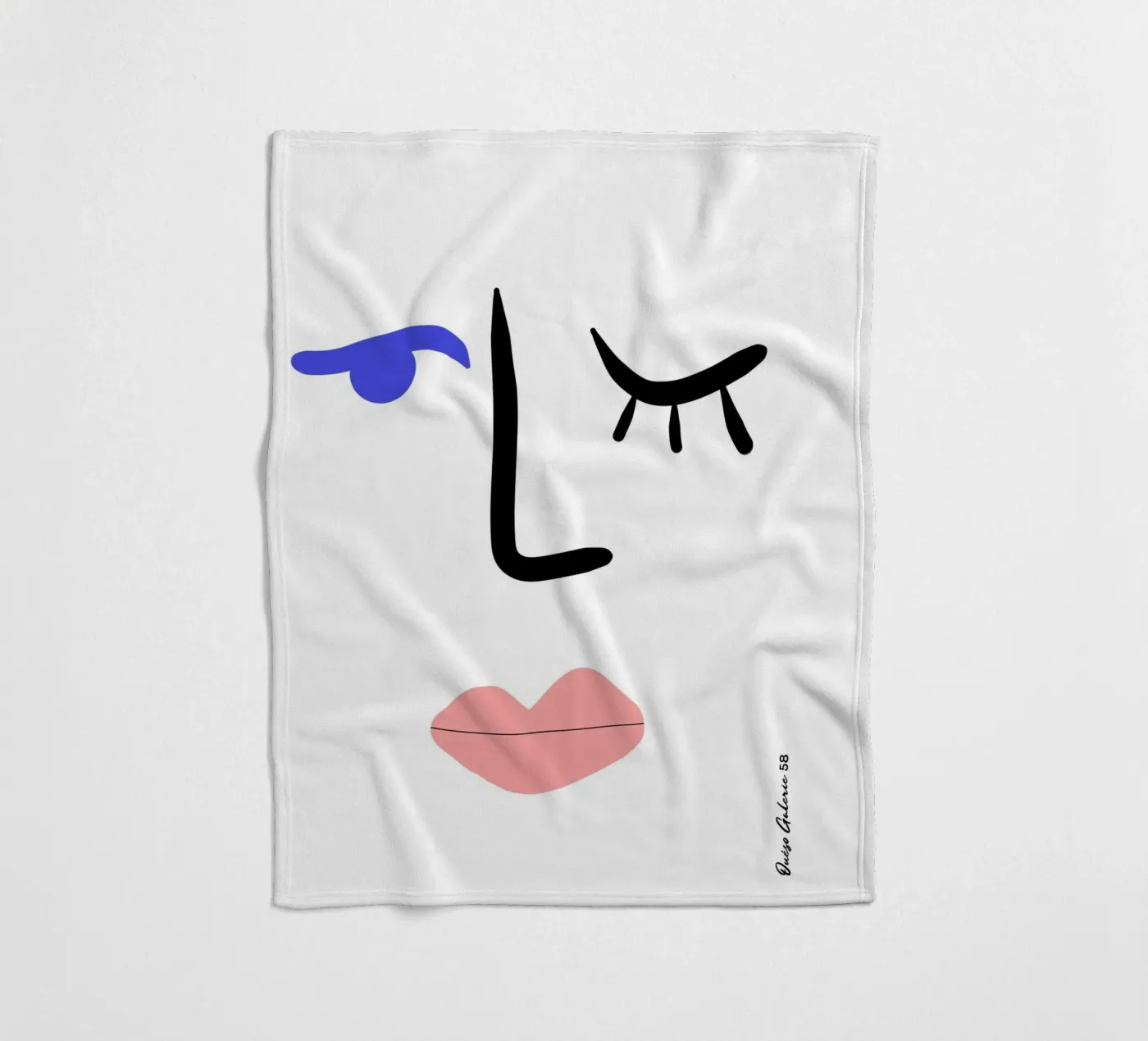 Dynamic Cutouts fleecedeken van Mike Leymi