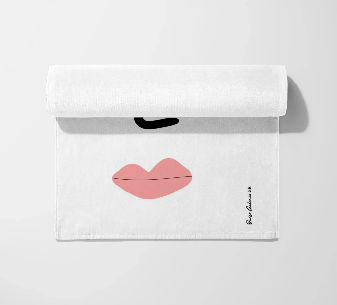 Dynamic Cutouts telo mare da Mike Leymi