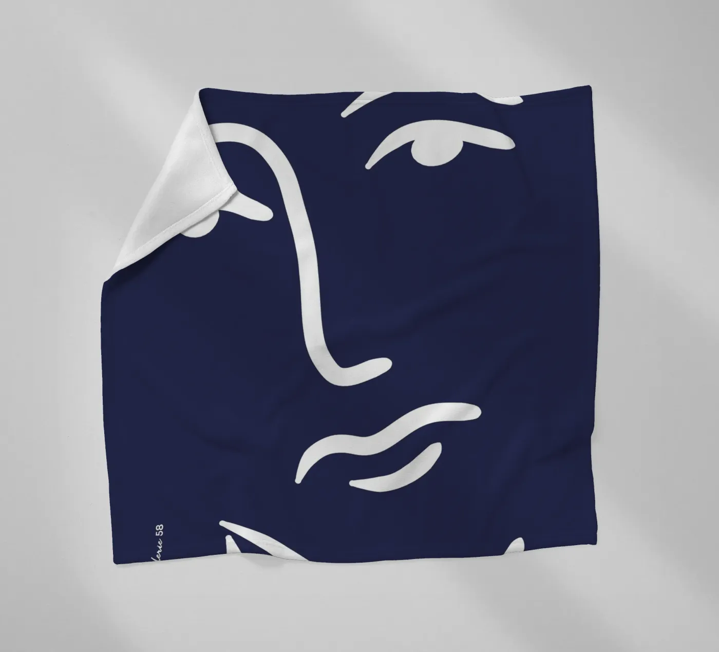 Vibrant Echo Fleecedecke von Mike Leymi