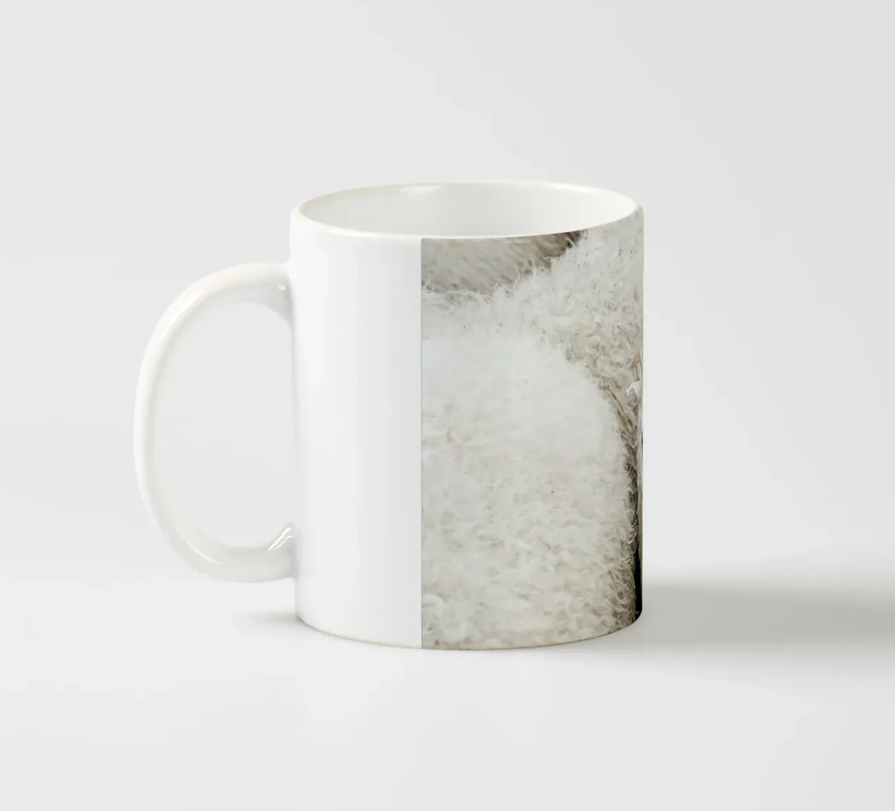 The Fluff tazza in ceramica da Nur Mut