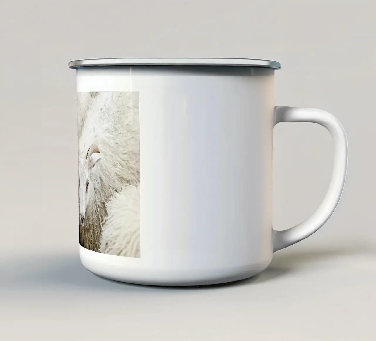 The Fluff tazza in smalto da Nur Mut