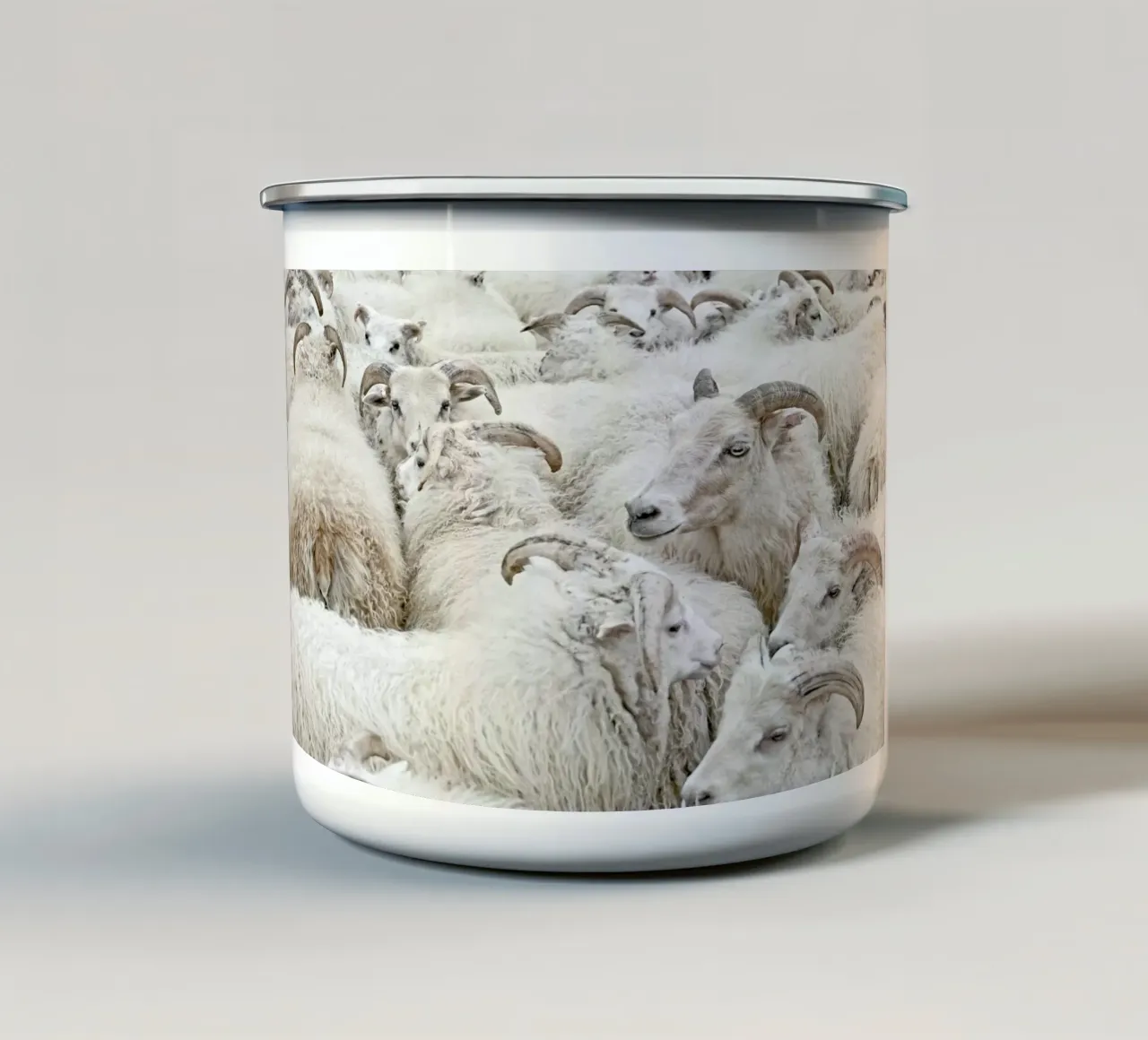 Stick Together tazza in smalto da Nur Mut