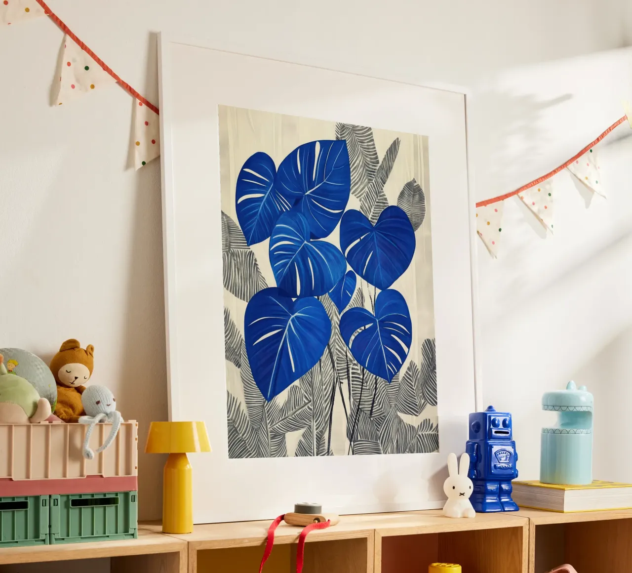 Alocasia blu | Eleganza botanica in stile scandi poster con telaio in plastica da Autofocus