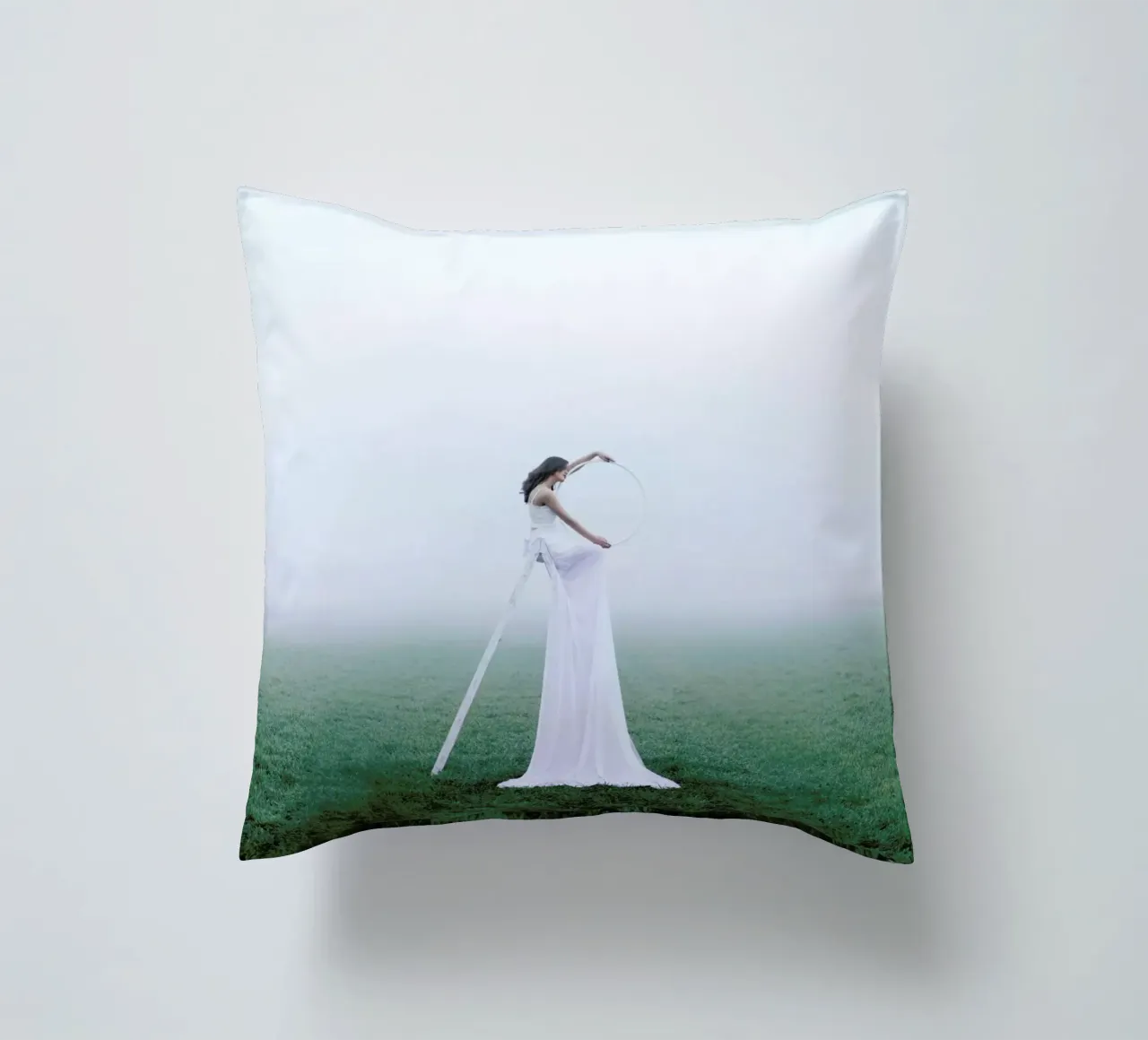 Step In Another World cuscino da Jovana Rikalo