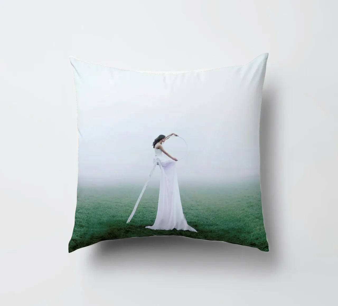 Step In Another World cuscino da Jovana Rikalo