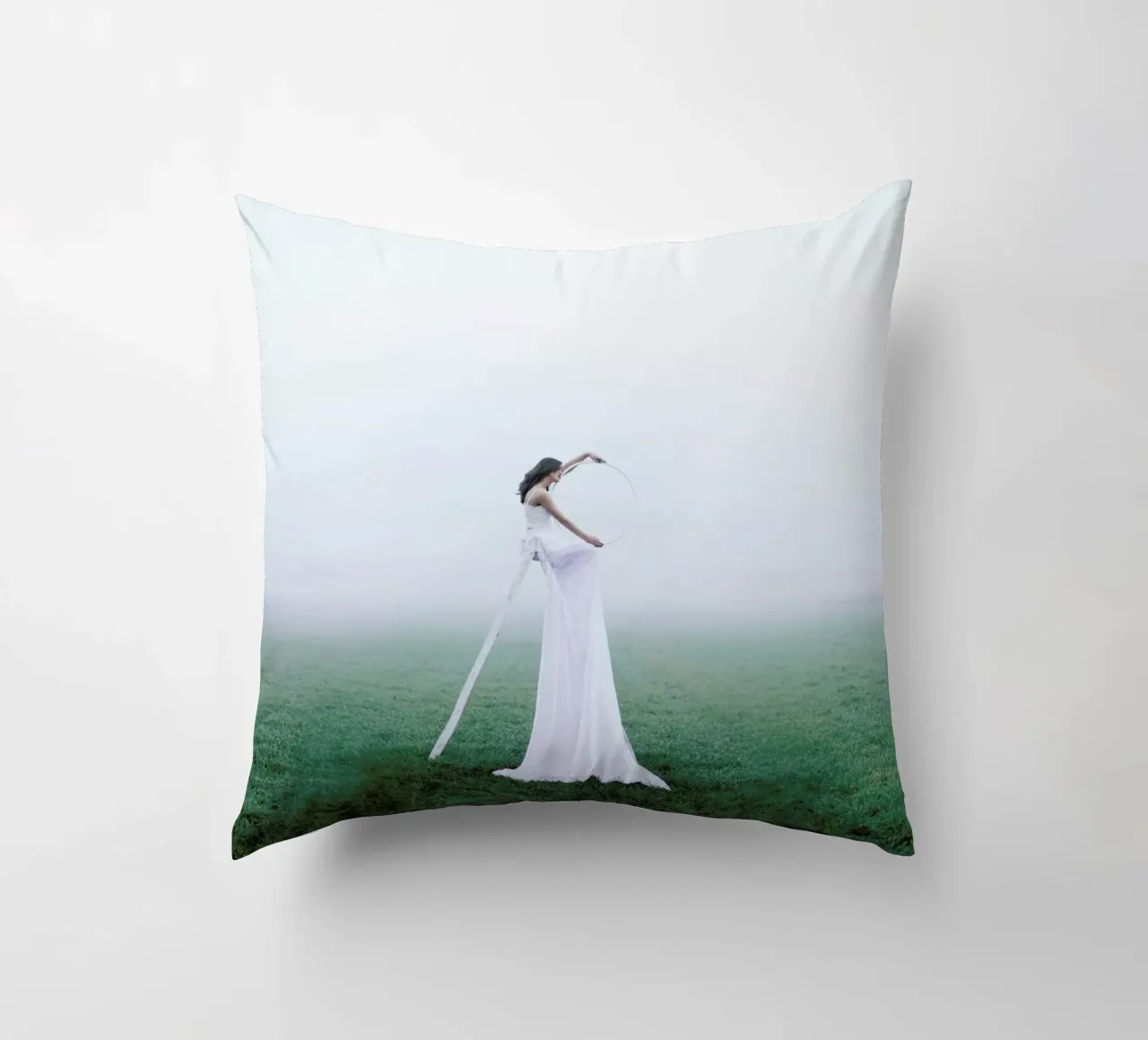 Step In Another World cuscino da Jovana Rikalo