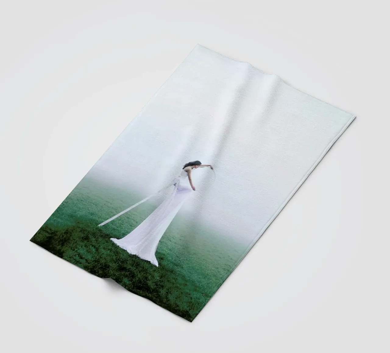 Step In Another World coperta in pile da Jovana Rikalo