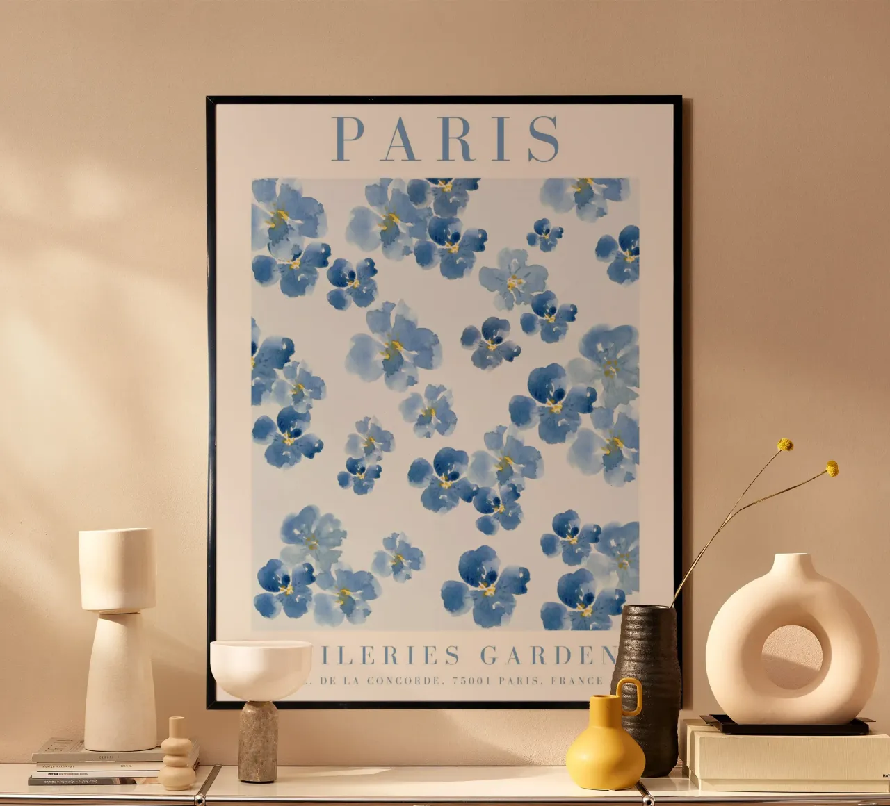 Stampa floreale di Parigi poster da Bella Studio
