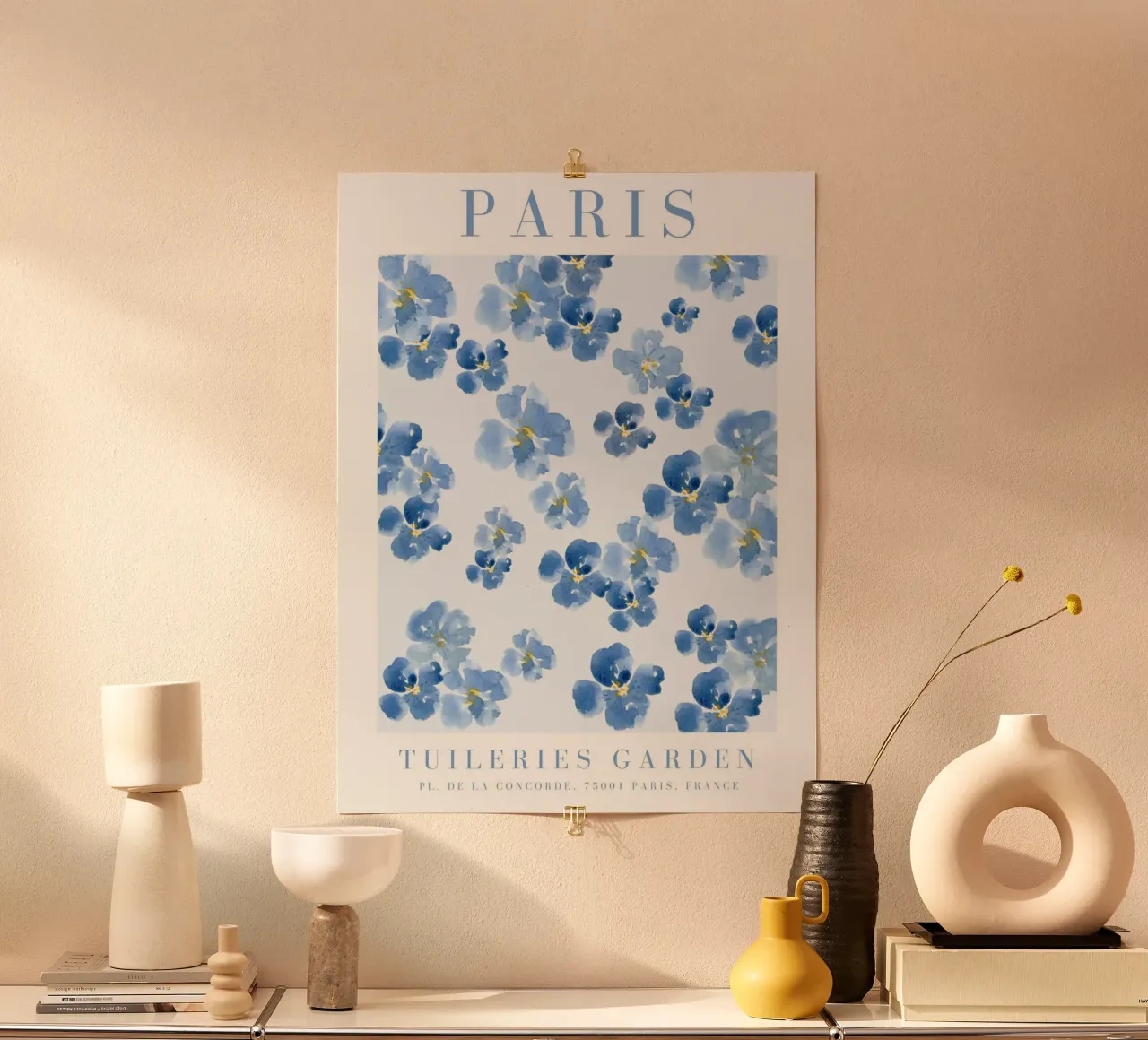 Stampa floreale di Parigi poster da Bella Studio