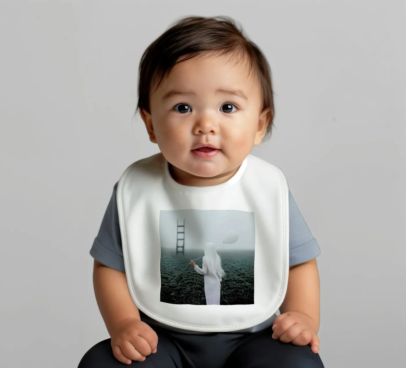 All White bavaglino da Jovana Rikalo