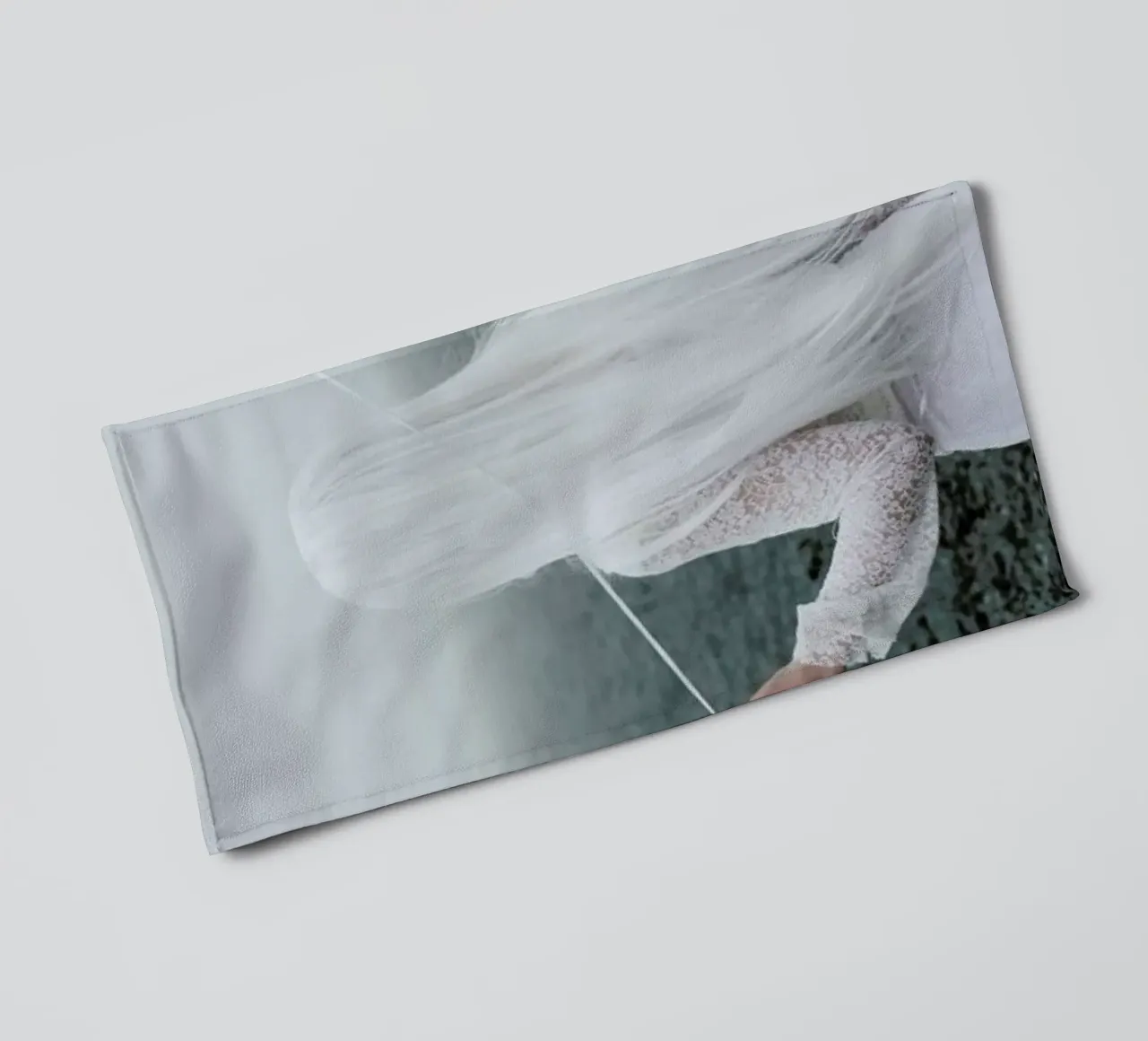 All White asciugamano da bagno da Jovana Rikalo