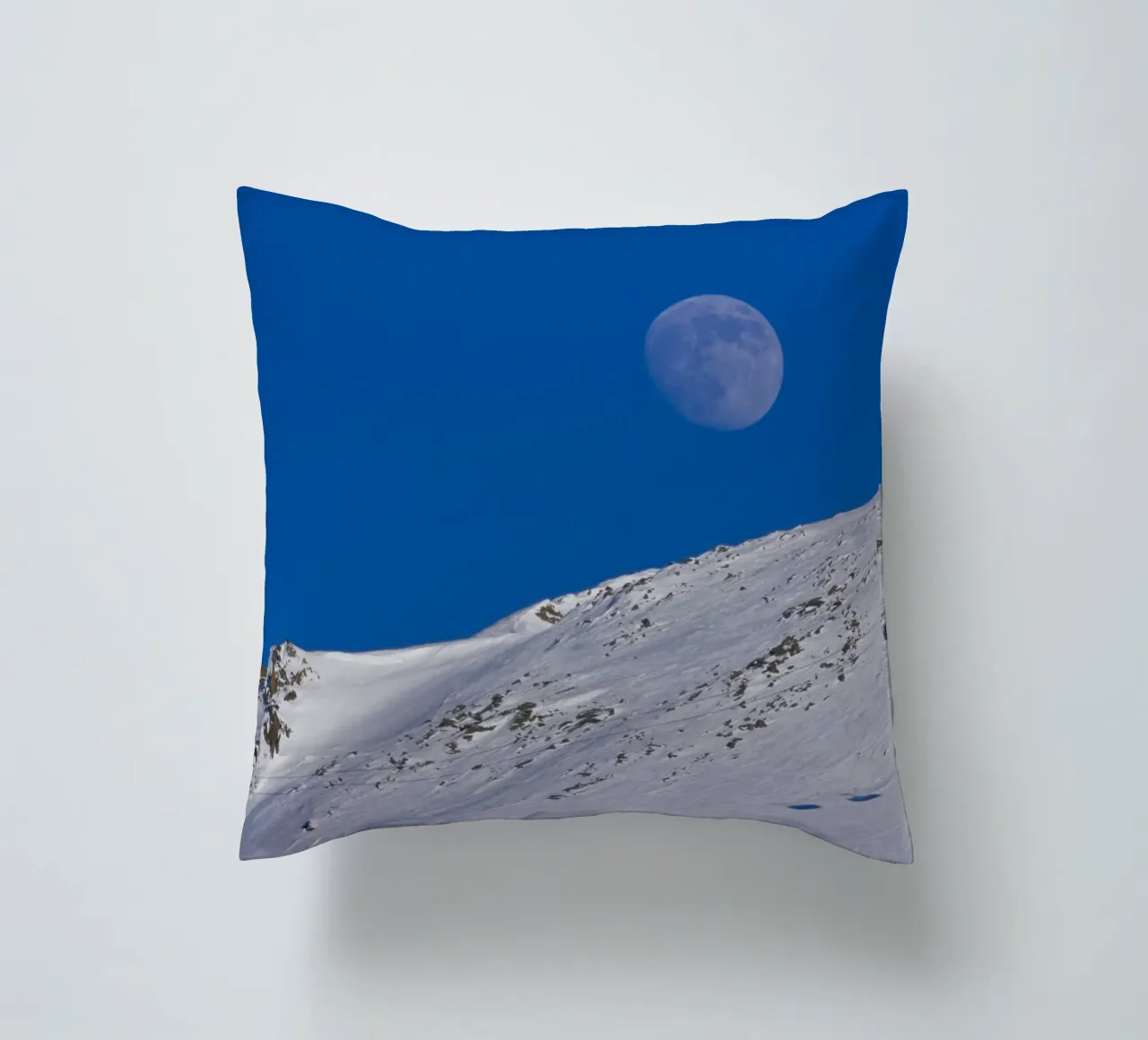 Luna cuscino da Alexey