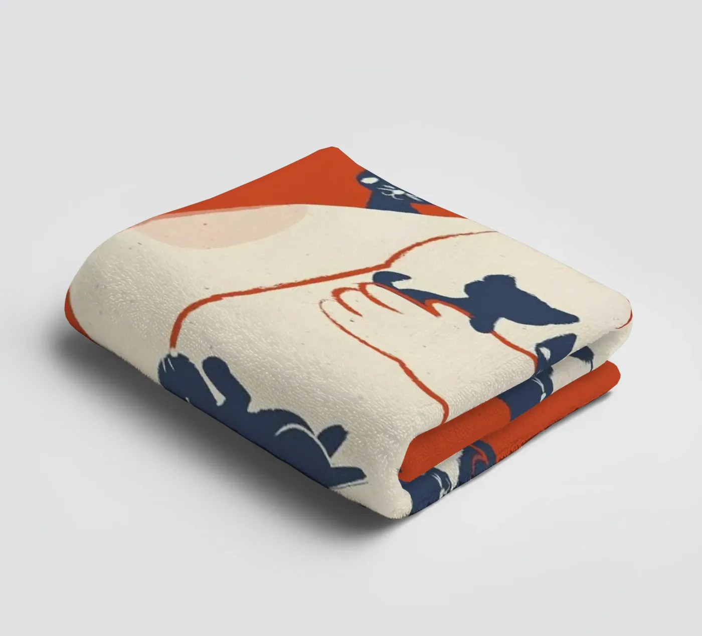 Kittens towel by Jay Fleck