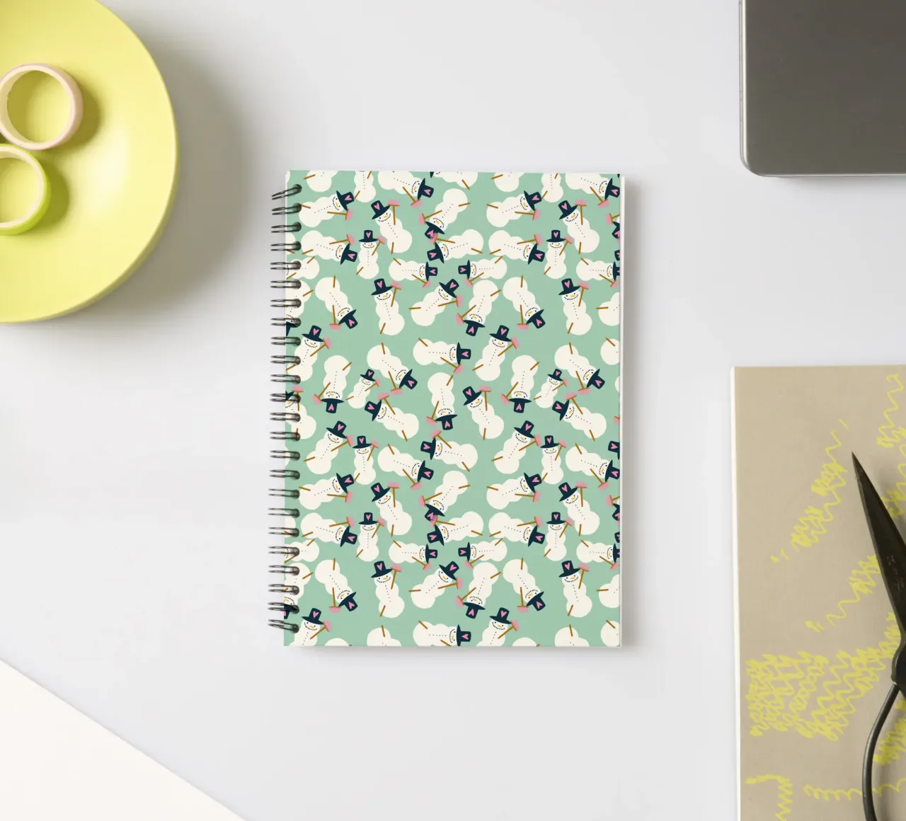 Schneemann grün spiral notebook by Miris bunte Modewelt