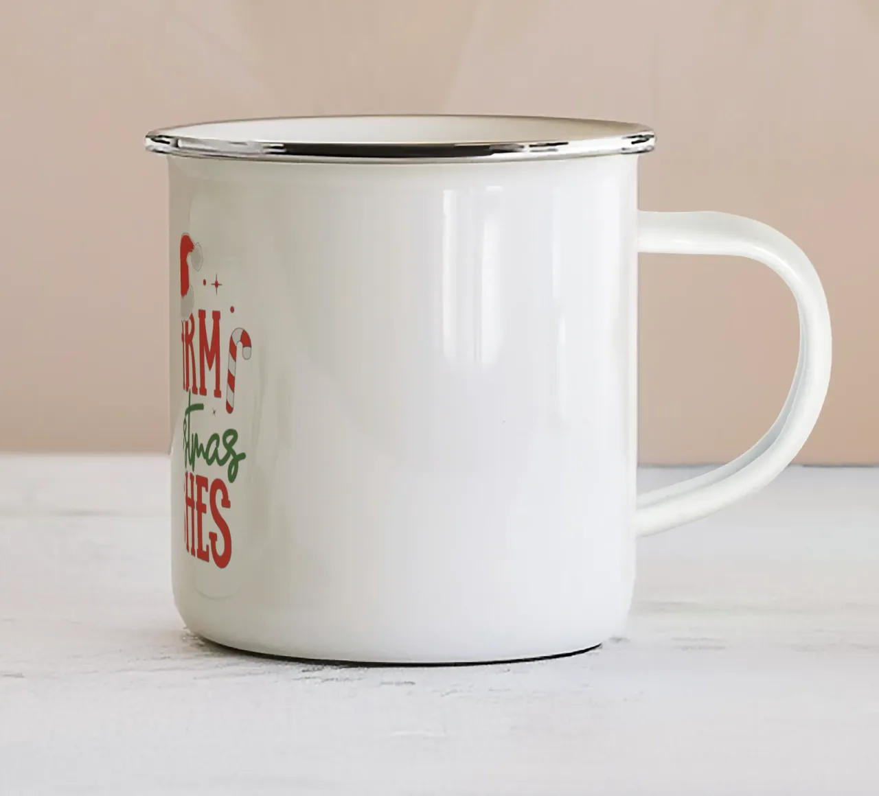 Calorosi auguri di Natale tazza in smalto da Kiroiharu