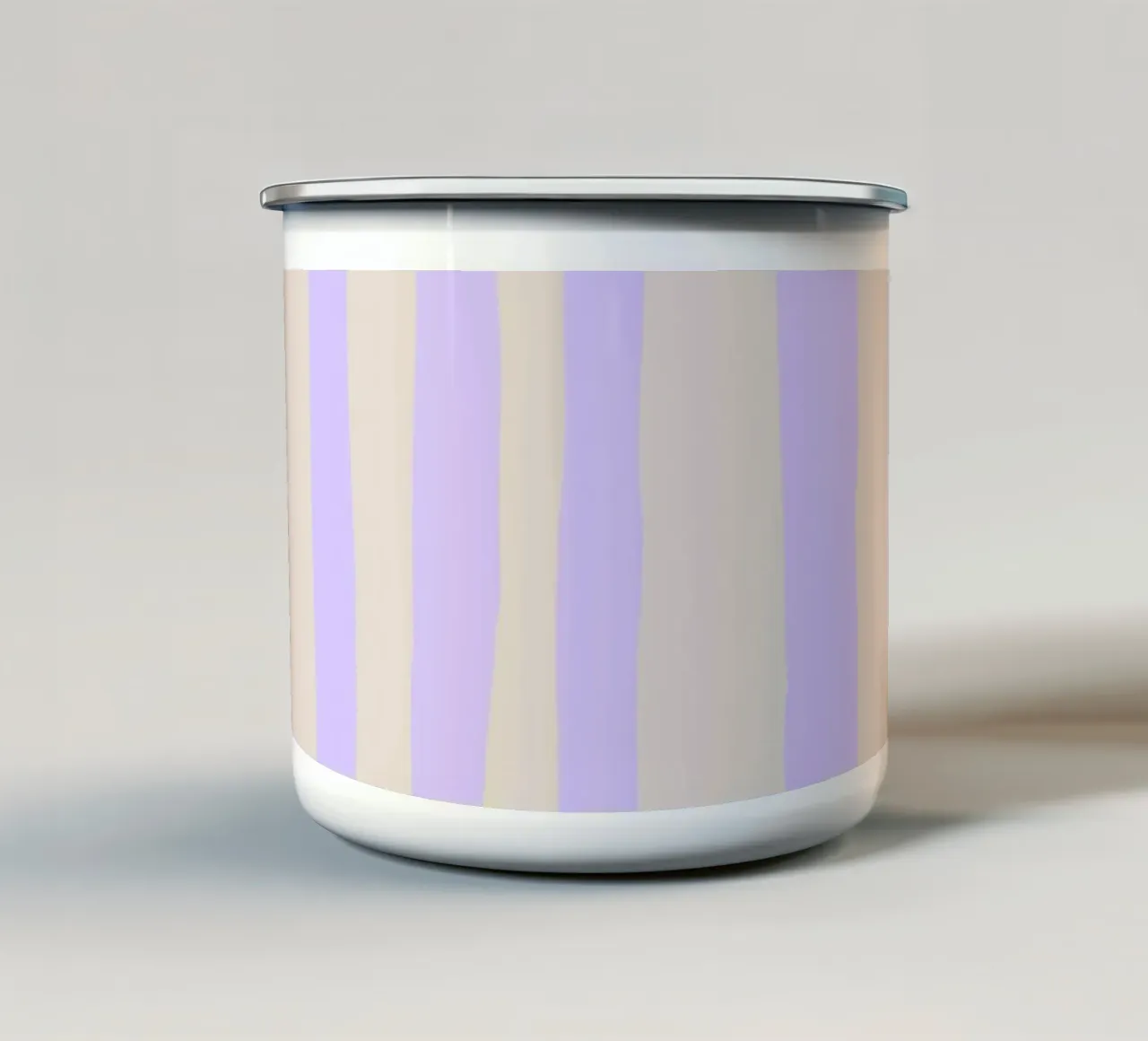 Lilac Stripes tazza in smalto da Studio ROSAGRAU
