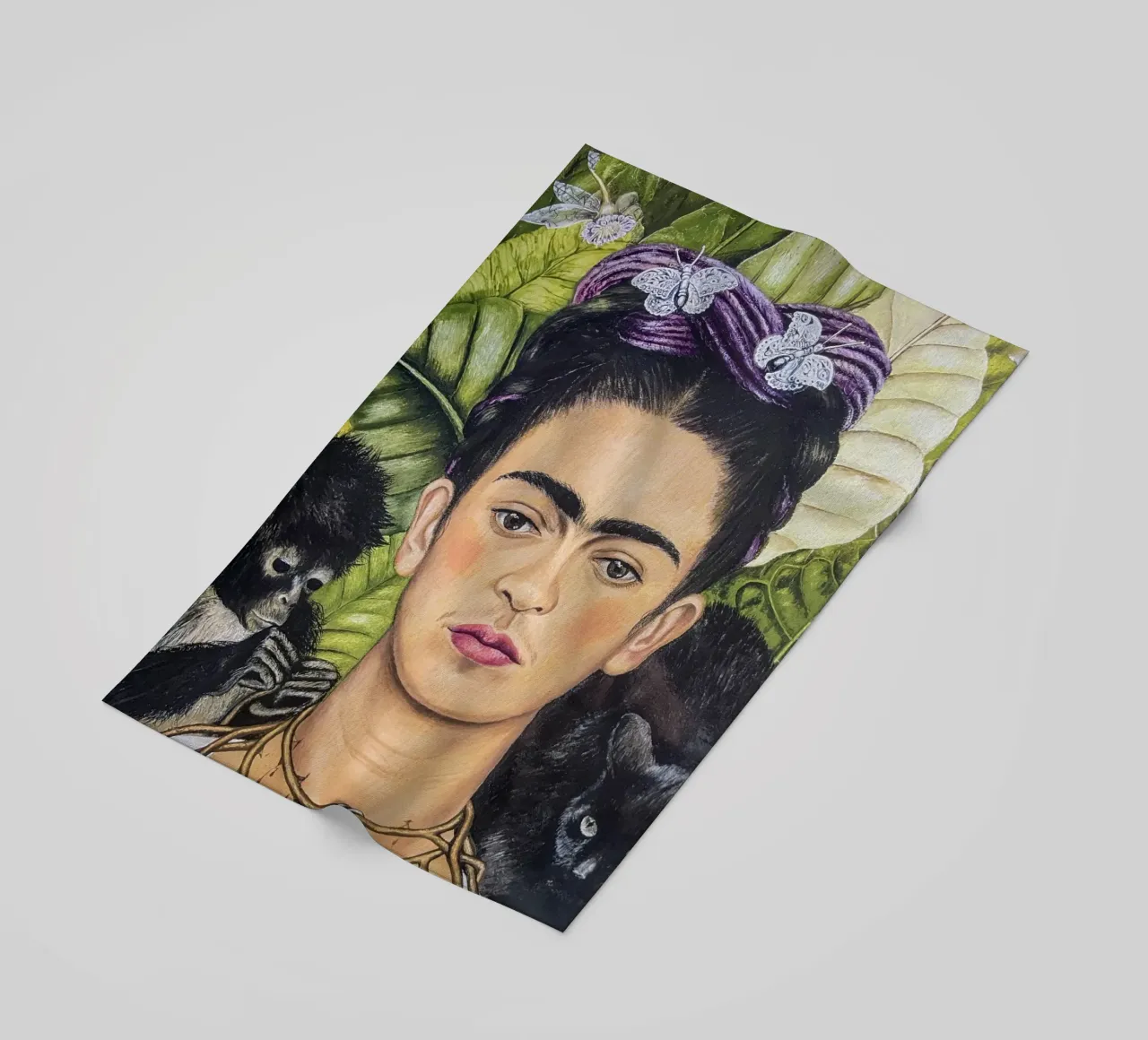 Frida con spine e scimmia telo mare da Carinaprint