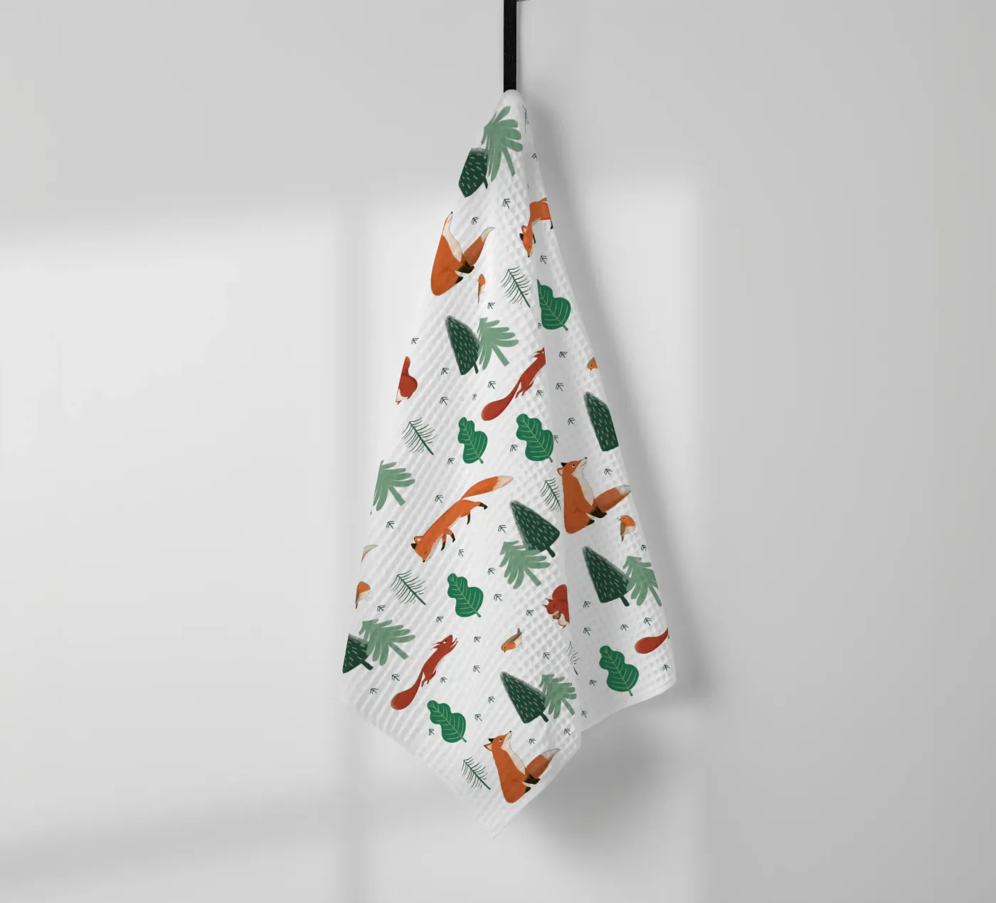 Waldtiere Muster Geschirrtuch von VIERUNDFÜNFZIG