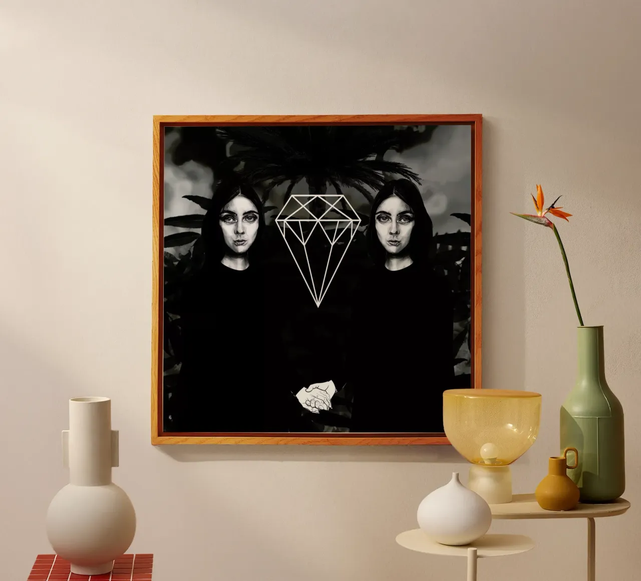 Twins With Palm plexiglass da Agnes KR Patience