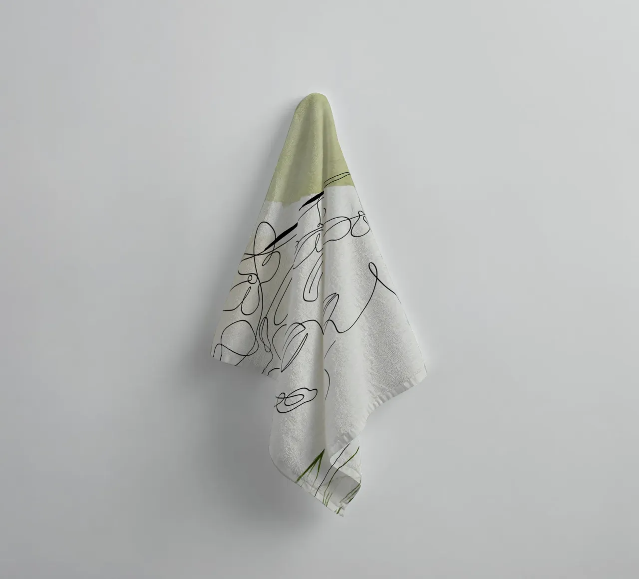 Minimalist woman portrait towel by 🎁 ARTVI-SHOP