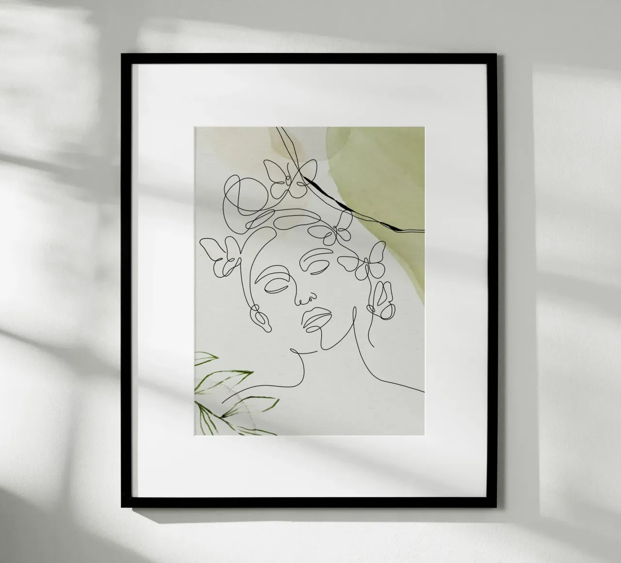 Minimalist woman portrait poster by 🎁 ARTVI-SHOP