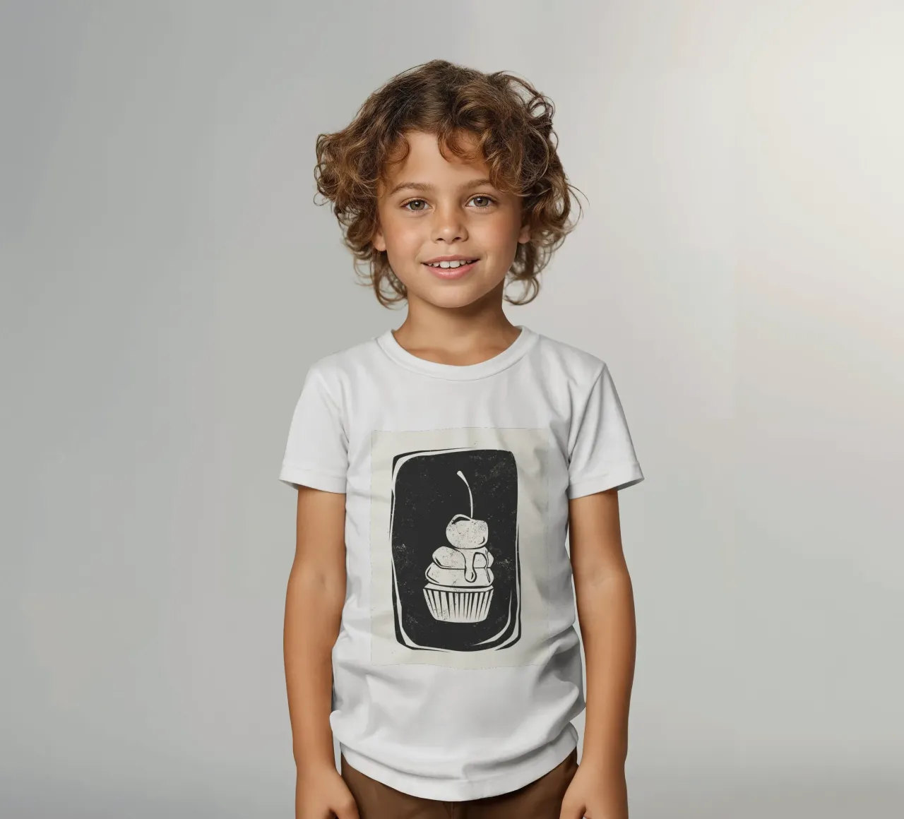 Cupcake t-shirt bambini da Indigo Rain