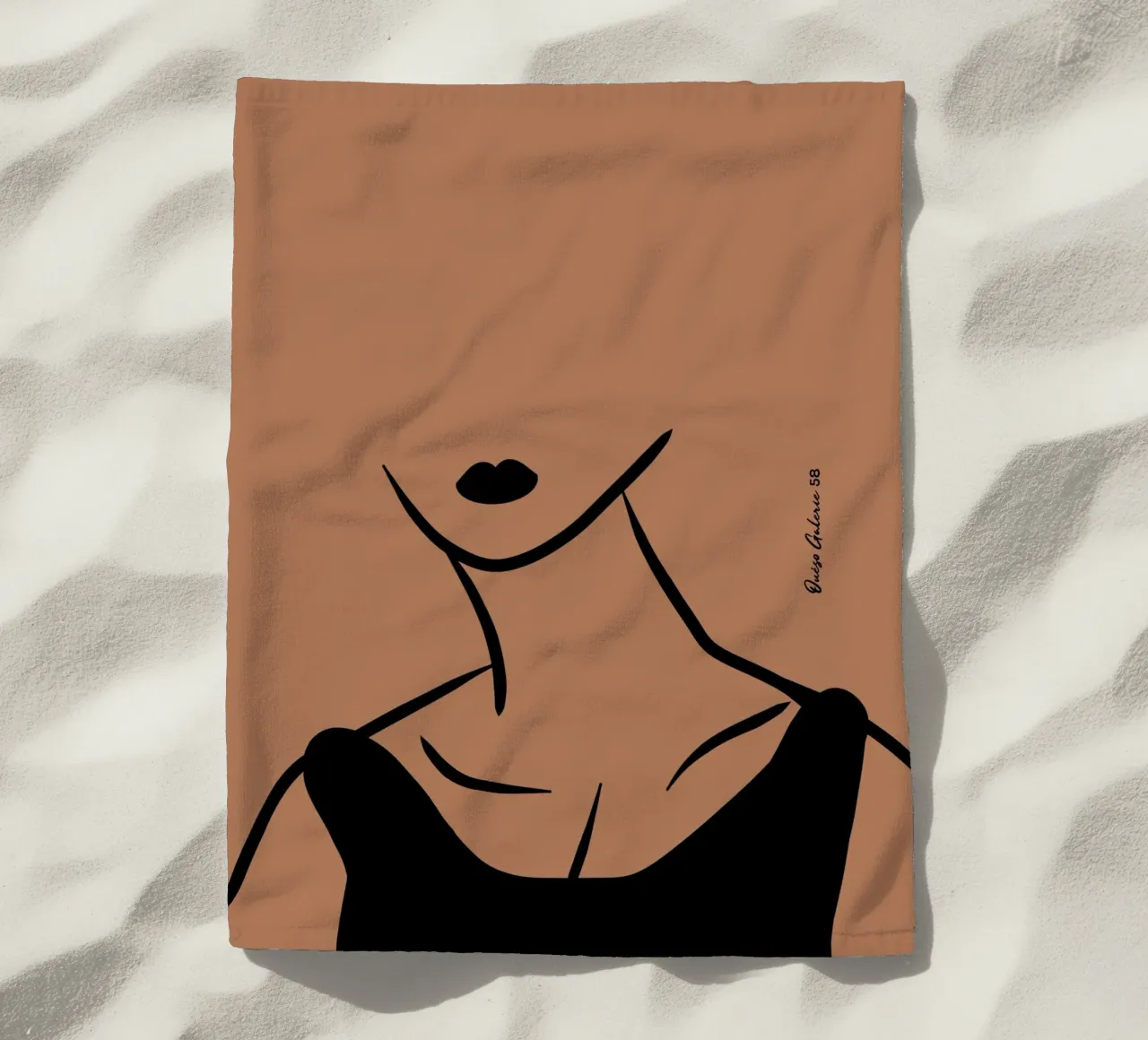 Living Forms telo mare da Mike Leymi