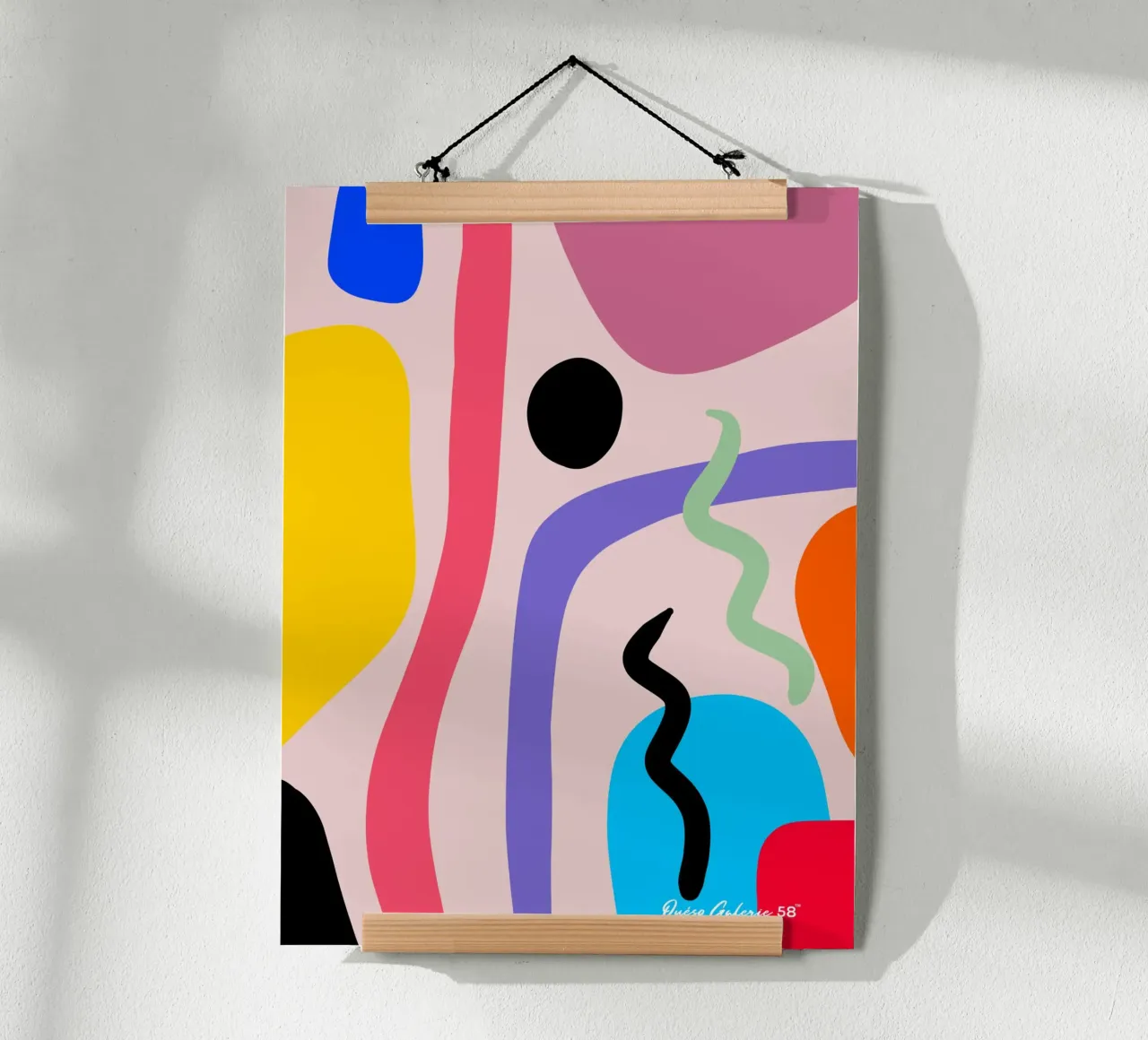 Energetic Cutouts poster con telaio in plastica da Mike Leymi