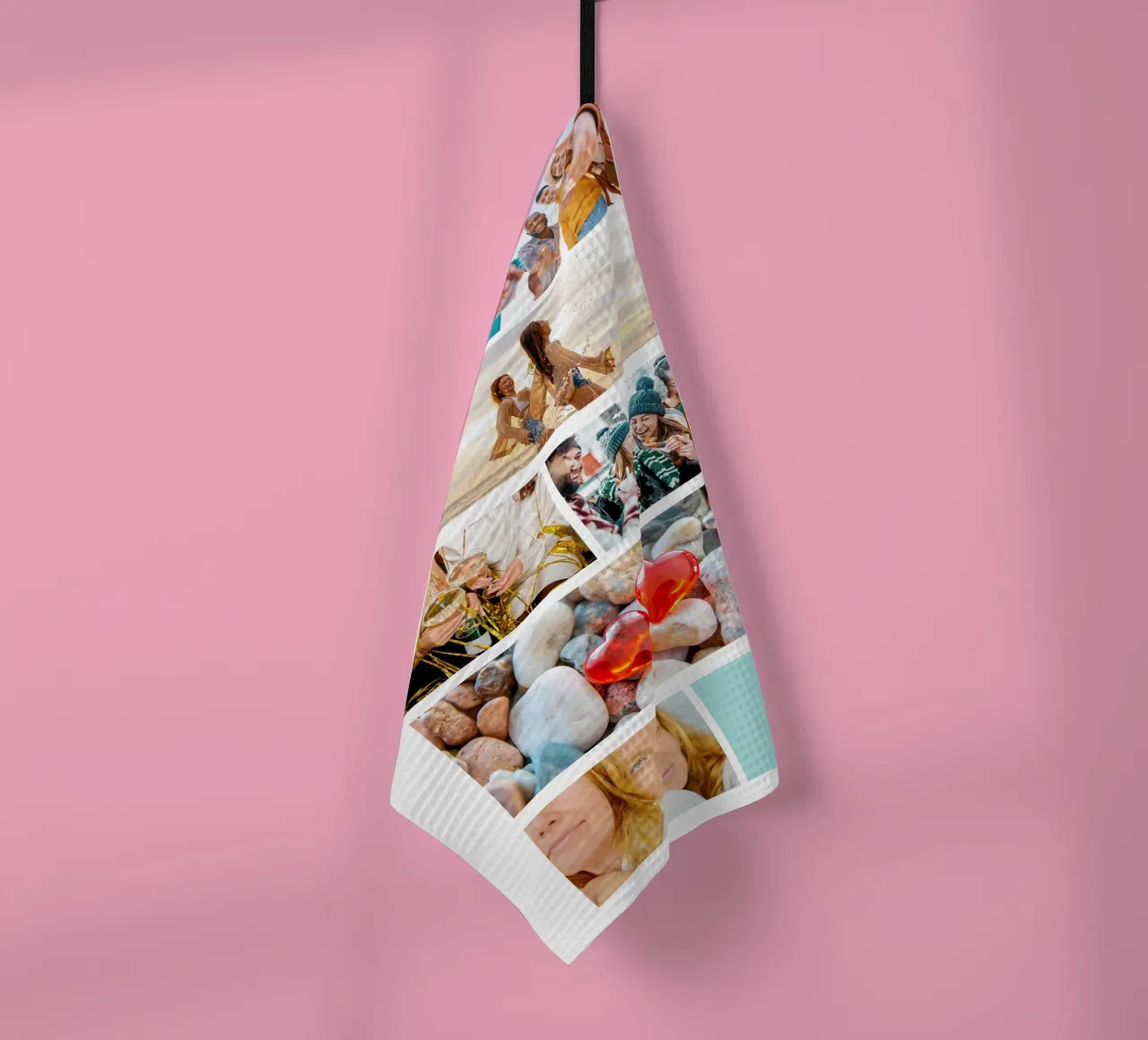 Collage personalizado: Añade fotos y monogramas fácilmente paño de cocina de Studio Patruschka