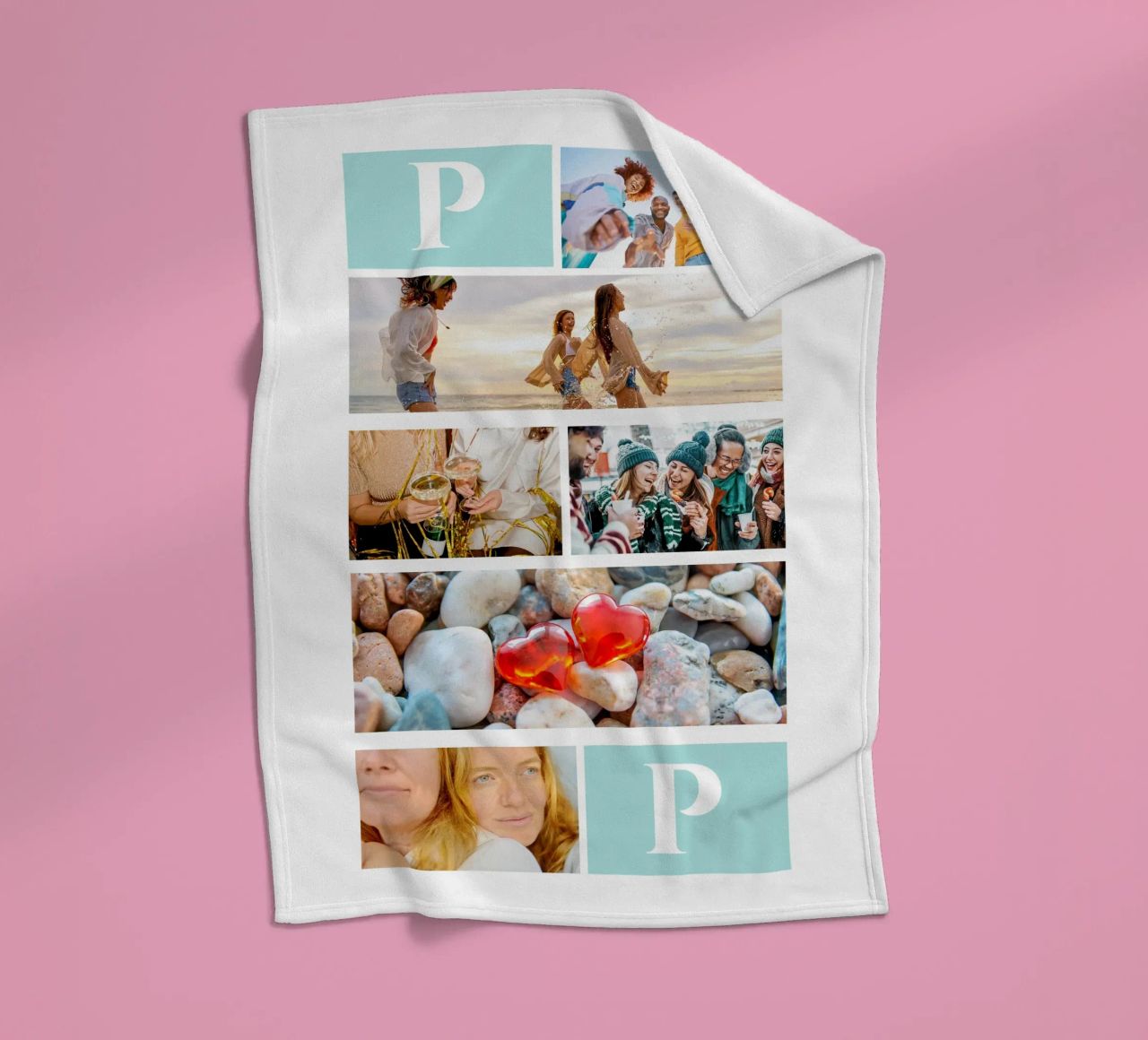Personalisierte Collage: Fotos und Monogramm einfach hinzufügen Fleecedecke von Studio Patruschka