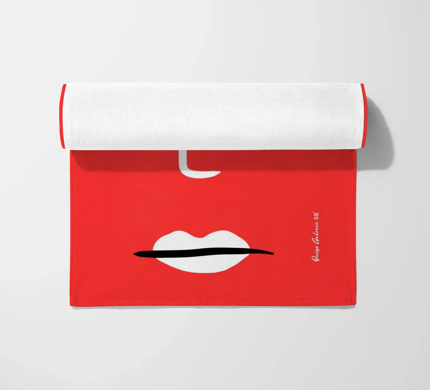 Soft Movements strandhanddoek van Mike Leymi